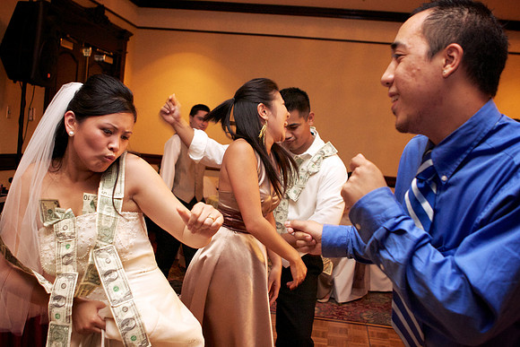 Money dance yo!