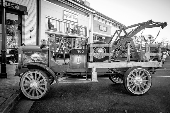 Vintage Tow Truck Side