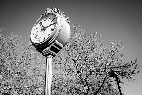 Niles Clock